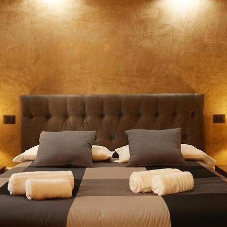 Casa Scassacocchi Apartment เนเปิลส์ ภายนอก รูปภาพ