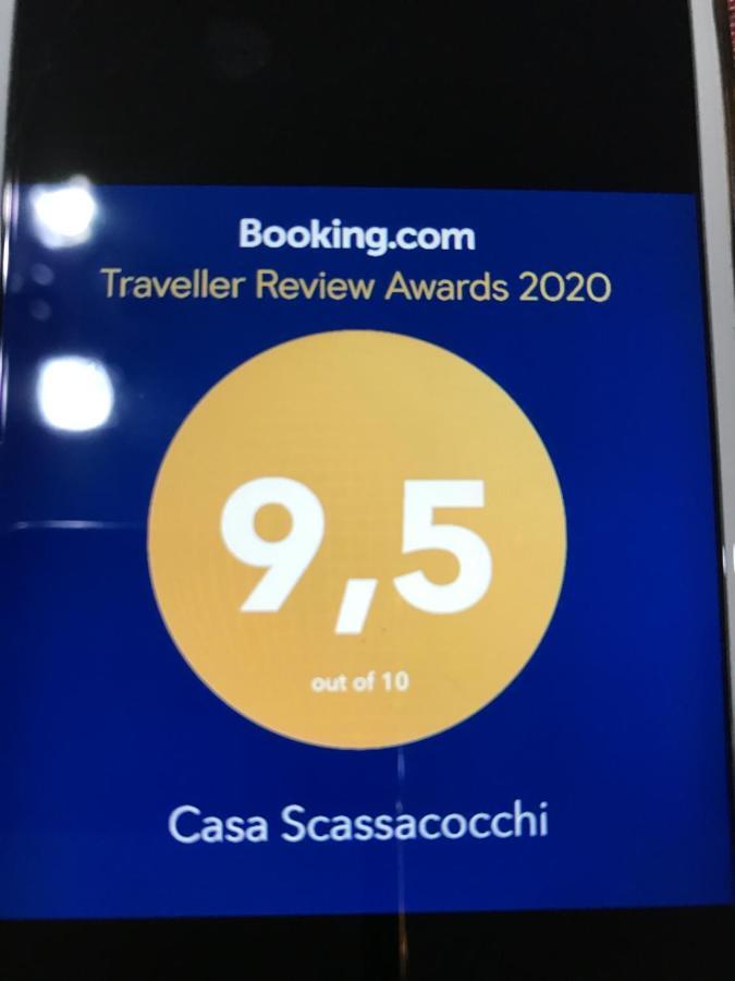 Casa Scassacocchi Apartment เนเปิลส์ ภายนอก รูปภาพ