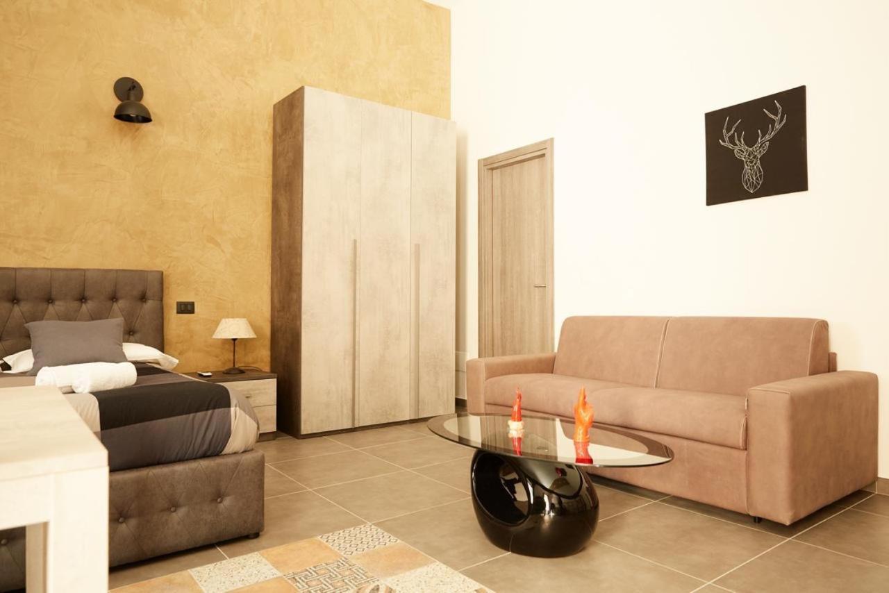 Casa Scassacocchi Apartment เนเปิลส์ ภายนอก รูปภาพ
