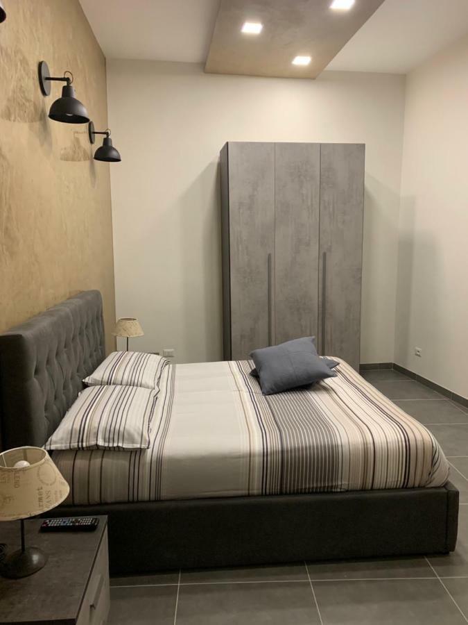 Casa Scassacocchi Apartment เนเปิลส์ ภายนอก รูปภาพ