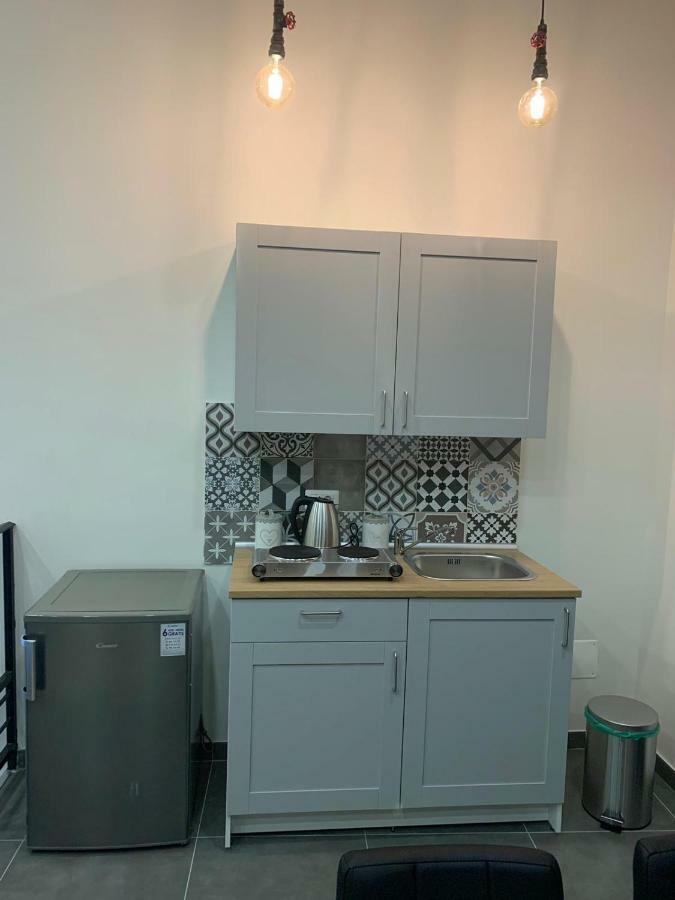 Casa Scassacocchi Apartment เนเปิลส์ ภายนอก รูปภาพ