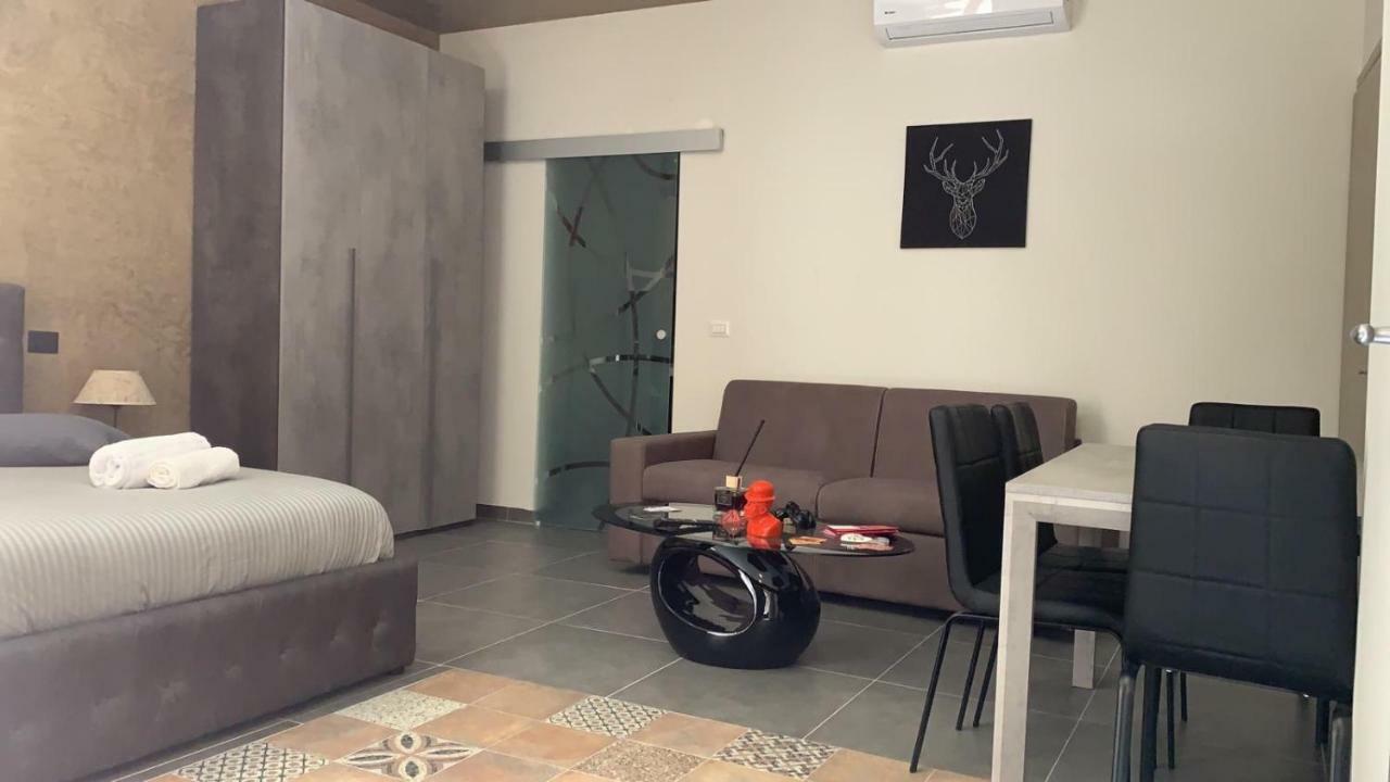 Casa Scassacocchi Apartment เนเปิลส์ ภายนอก รูปภาพ